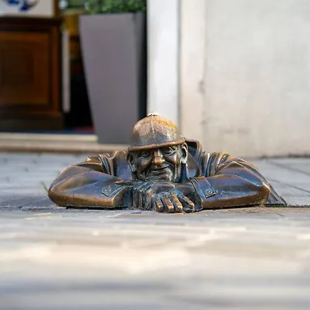 Διαμέρισμα Sukromny Staromestsky V Uzasnej Lokalite/cozy Old-town In A Great Neighborhood *