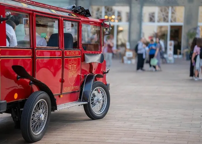 Sukromny Staromestsky V Uzasnej Lokalite/cozy Old-town In A Great Neighborhood דירה *