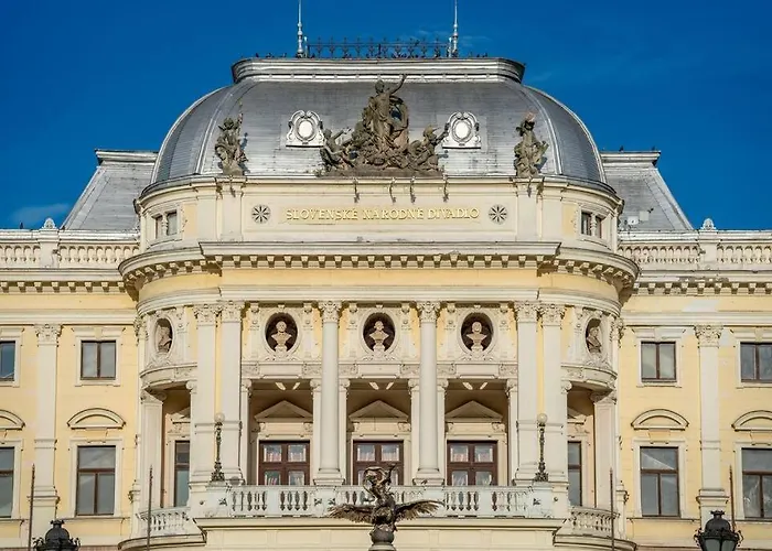 Sukromny Staromestsky V Uzasnej Lokalite/cozy Old-town In A Great Neighborhood Appartement Bratislava