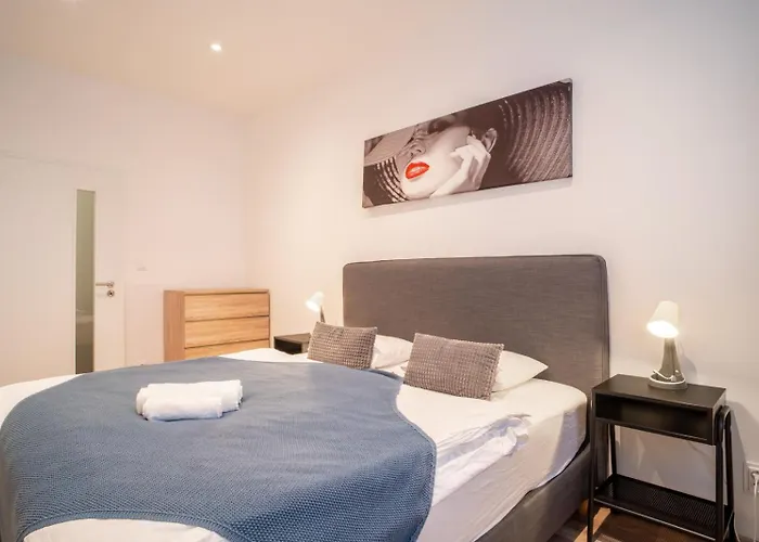 Appartement Sukromny Staromestsky V Uzasnej Lokalite/cozy Old-town In A Great Neighborhood Bratislava